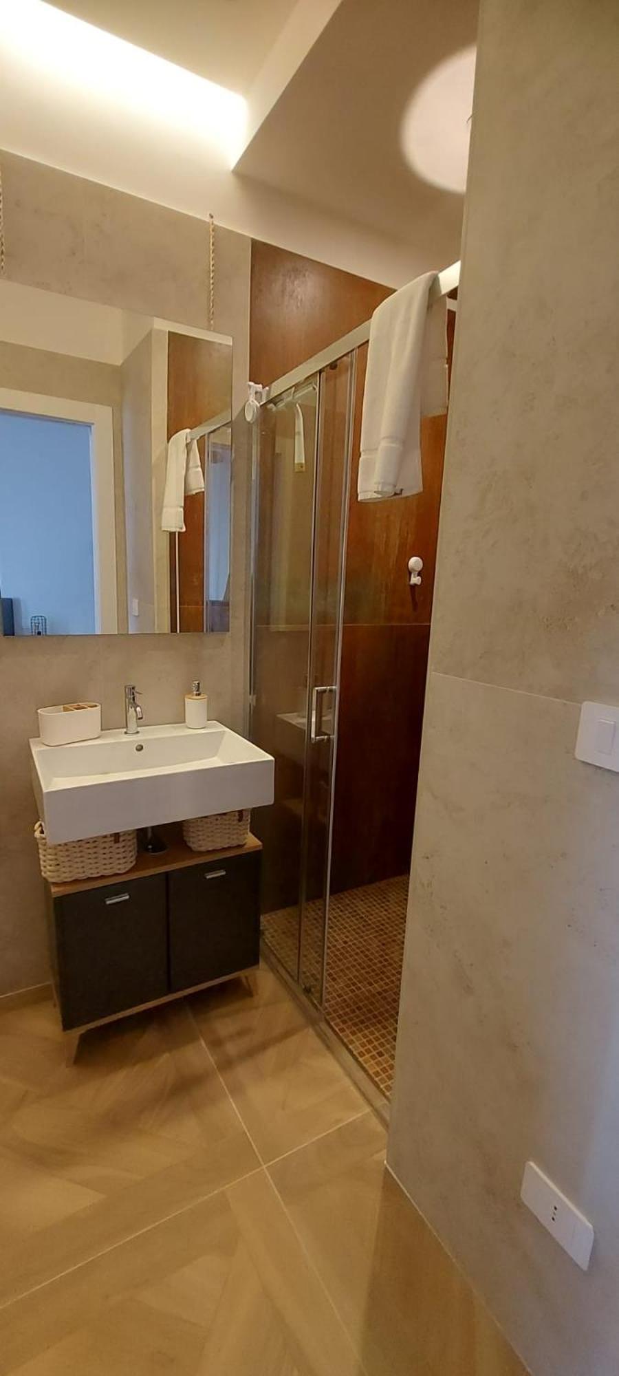 Double Room with Private Bathroom,1627868204:JPEG
